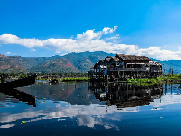 缅甸夏季的农村生活和风景 — 图库照片