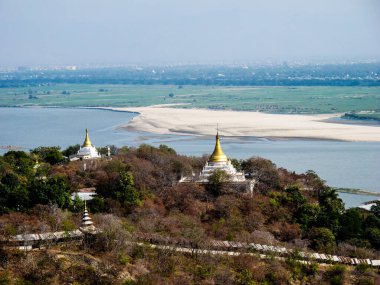 Kırsal yaşam ve yazın Myanmar manzarası