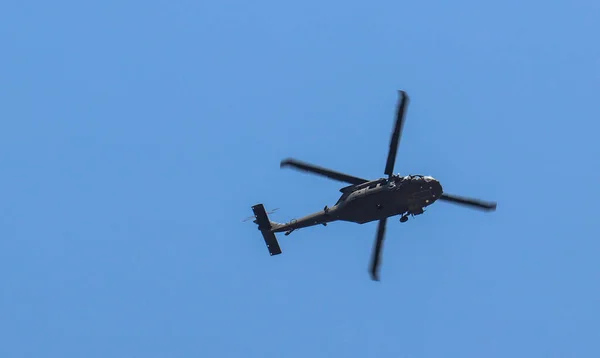 2019年执行战斗任务的阿富汗军用飞机和无人驾驶飞机 — 图库照片