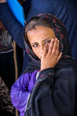 Bedir 'de günlük mülteci köyü hayatı, Afganistan' da çölde..