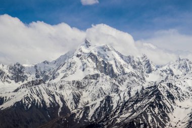 Afganistan 'daki Wakan Vadisi, Çin, Pakistan ve Tacikistan sınırının yanında.