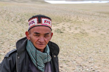 Afganistan 'daki Wakan Vadisi, Çin, Pakistan ve Tacikistan sınırının yanında.