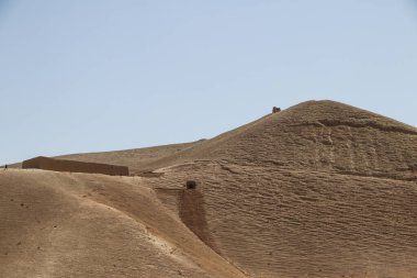 Haziran 2019 'da Afganistan' ın orta Afganistan 'daki Bamyan bölgesinde ücra bir köy okulunda
