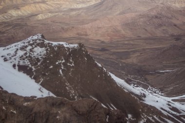 Afganistan 'daki Wakan Vadisi, Çin, Pakistan ve Tacikistan sınırının yanında.