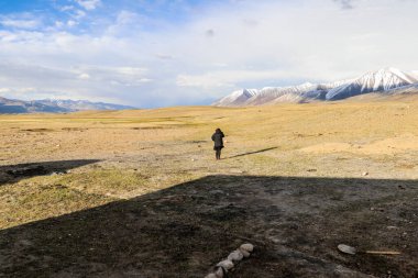 Afganistan 'daki Wakan Vadisi, Çin, Pakistan ve Tacikistan sınırının yanında.