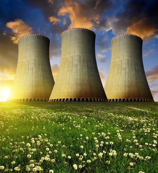 Nuclear power plant — Stock Photo, Image