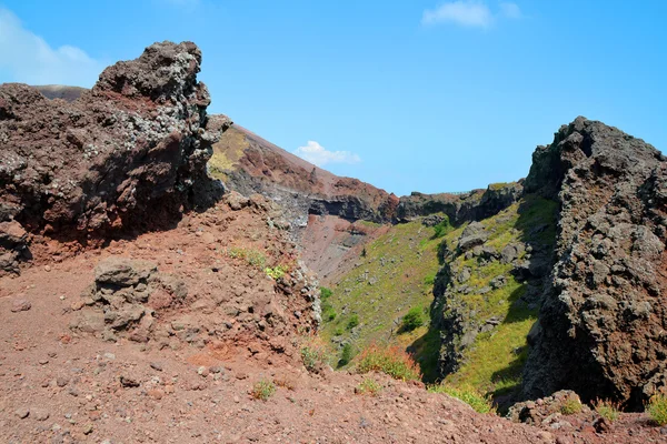 在那不勒斯维苏威火山火山口 — 图库照片