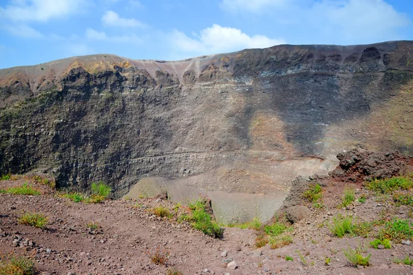 在那不勒斯维苏威火山火山口 — 图库照片