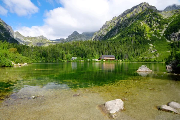 Jezioro Popradske Pleso w Tatrach Wysokich — Zdjęcie stockowe