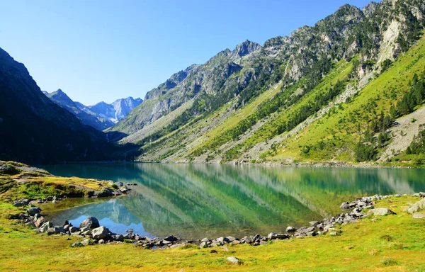 Lago Gaube Montaña Del Pirineo Francia — Foto de Stock