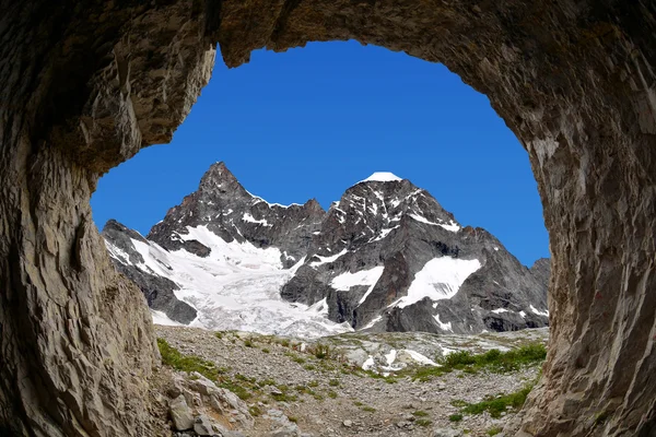 奥伯 gabelhorn-瑞士的阿尔卑斯山 — 图库照片