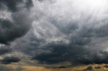 fırtına bulutları