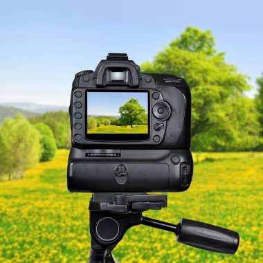 dijital SLR fotoğraf makinesi