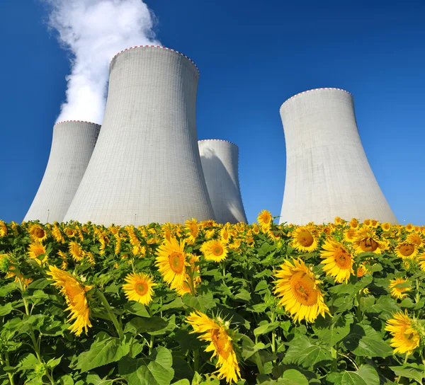 Kernkraftwerk — Stockfoto