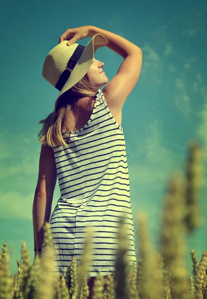 Woman with hat — Stock Photo, Image