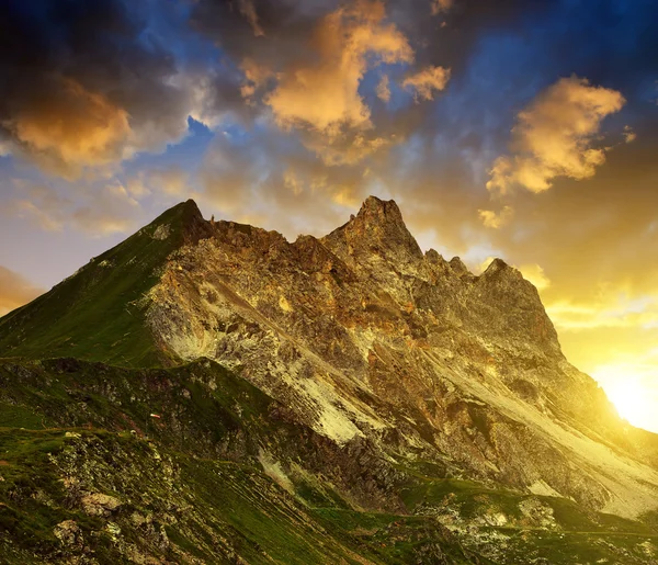 La montagna di Casanna - Cantone di Graubunden, Svizzera — Foto Stock