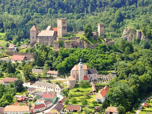 Město Hardegg a hrad — Stock fotografie