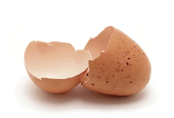 Otevřené Prasklé Vaječné Skořápky Bílém Pozadí — Stock fotografie