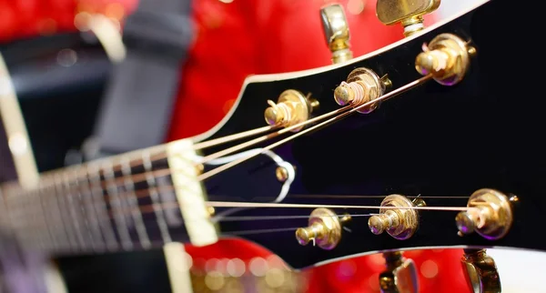 Cabeza de guitarra eléctrica negra — Foto de Stock