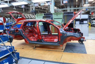 Skoda Octavia fabrika bir konveyör satır