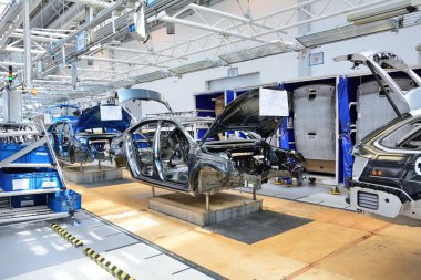 Skoda Octavia fabrika bir konveyör satır
