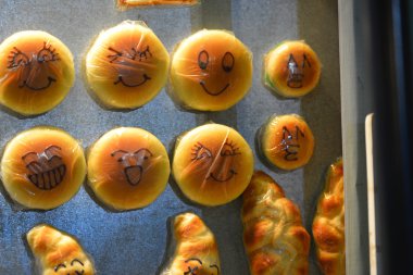 Bir şekilde dekore edilmiş Buns.