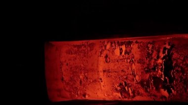 Sıcak Metal çekiç çalışma