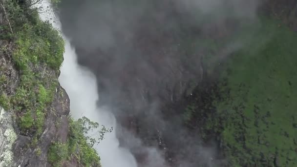 Wasserfall Engel Luftaufnahme — Stockvideo