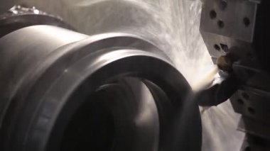 Su akışı işlemiyle freze Cnc