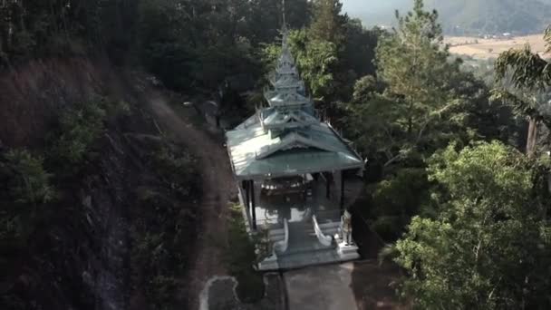 Templo de Buda tiro aéreo — Vídeo de Stock