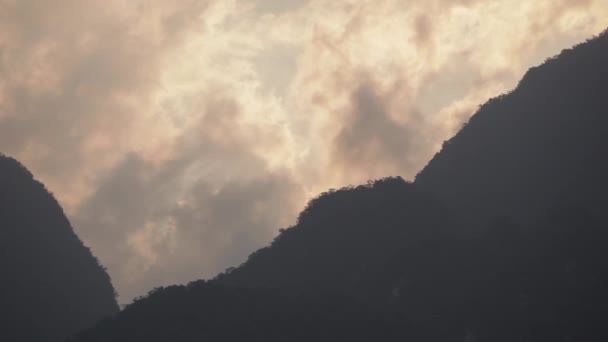 Parque Nacional Khao Sok — Vídeo de stock