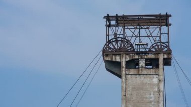 benim Asansör Tekerleğin altına çalışma