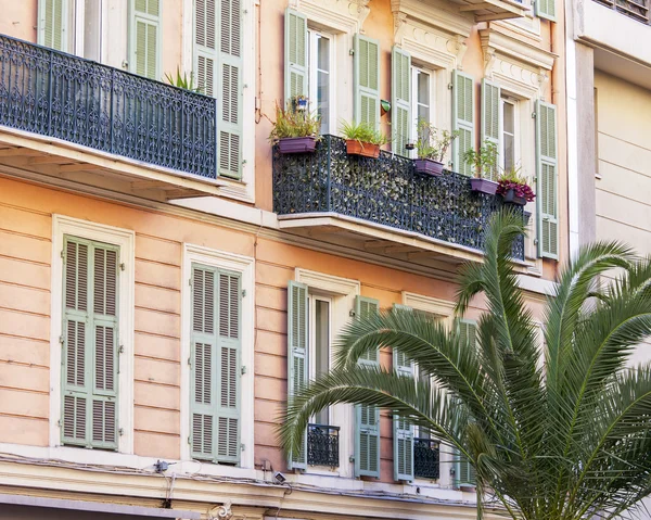 NICE, FRANÇA, em 13 de janeiro de 2016. Vista urbana típica . — Fotografia de Stock