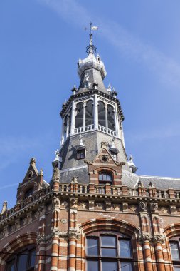 Amsterdam, Hollanda 1 Nisan 2016 üzerinde. Tipik mimari detaylarını evler XVII-XVIII İnşaat