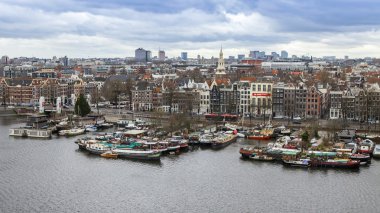 Amsterdam, Hollanda üzerinde 31 Mart 2016. Yukarıdan tipik kentsel görünümü