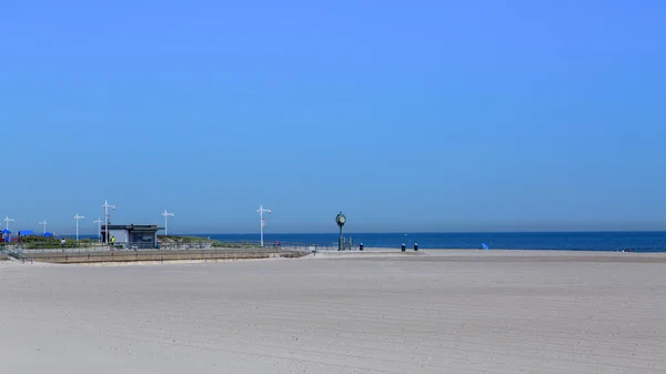 Costa del mar. La línea del oleaje . —  Fotos de Stock