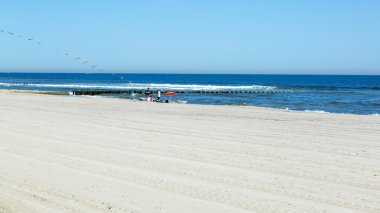 Yalı. Satır bir sörf.