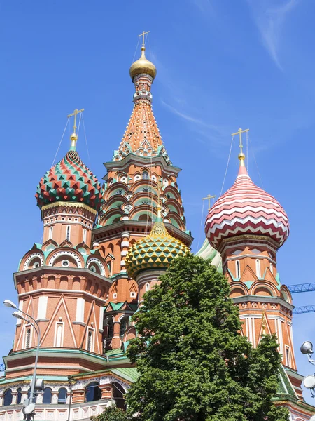 Moskwa, Rosja, 31 maja 2016 r. St. Basil's Cathedral (Katedra Pokrovsky) na placu Czerwonym. Architektoniczne fragment — Zdjęcie stockowe