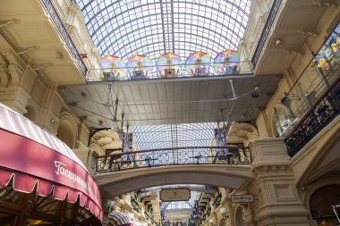 Moskova, Rusya, üzerinde 31 Mayıs 2016. Kızıl Meydan sakız tarihi dükkanında ticaret Galeri. 