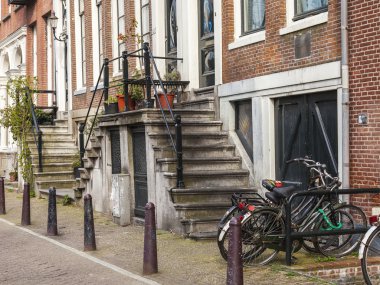 Amsterdam, Hollanda üzerinde 31 Mart 2016. Tipik kentsel görünümü.