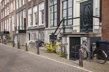 Amsterdam, Hollanda üzerinde 31 Mart 2016. Tipik kentsel görünümü.