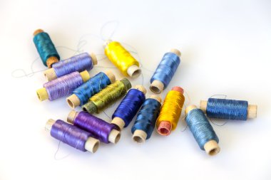 Dikiş ve nakış çok renkli ipek konu