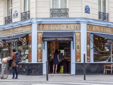Paris, Fransa, üzerinde 12 Temmuz 2016. Tipik mimari detaylar 