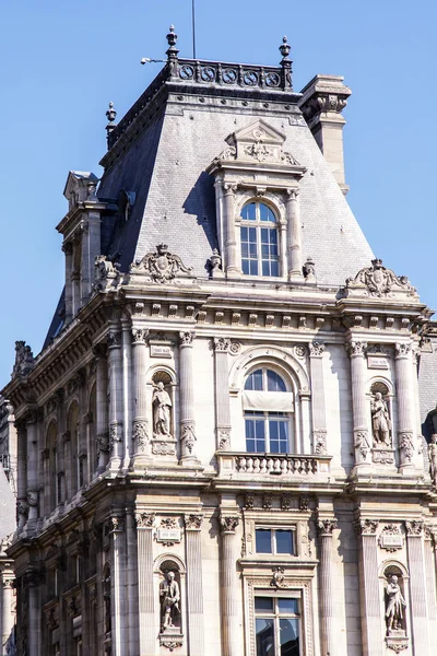 Paris, Fransa, 6 Temmuz 2016. Şehir Belediye Binası, mimari parça — Stok fotoğraf