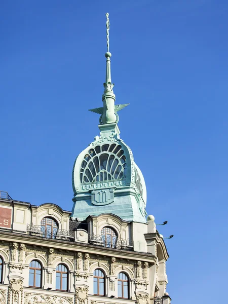 Αγία Πετρούπολη, Ρωσία, στις 21 Αυγούστου 2016. Αρχιτεκτονική θραύσμα ενός πρόσοψη του παλαιού κτιρίου — Φωτογραφία Αρχείου
