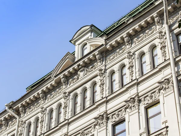 St. Petersburg, Rusko, 21 srpna 2016. Architektonický fragment průčelí historické budovy — Stock fotografie