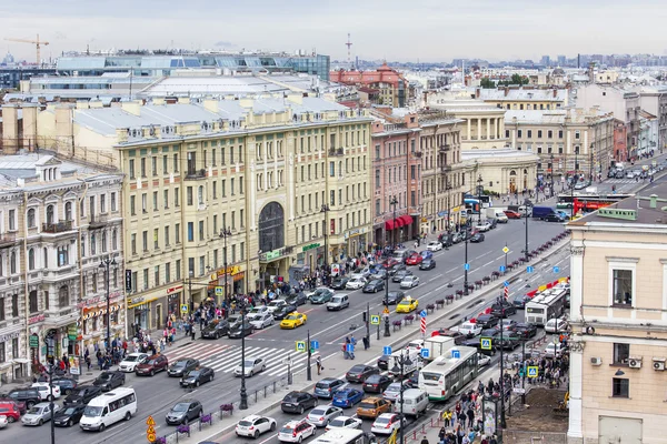 圣彼得堡，俄罗斯，在 2016 年 8 月 21 日。城市的视图。Ligovsky 大道，顶视图 — 图库照片