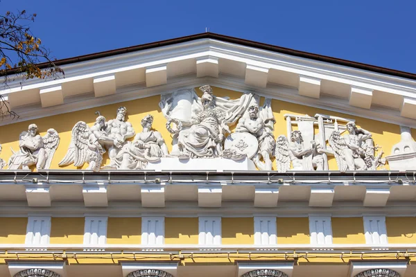 St Petersburg, Rusya, üzerinde 21 Ağustos 2016. Kentin tarihi bir binada mimari bir parçası — Stok fotoğraf