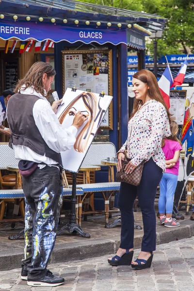 Paris França Outubro 2017 Artistas Desenhar Montmartre Oferecer Obras Para — Fotografia de Stock