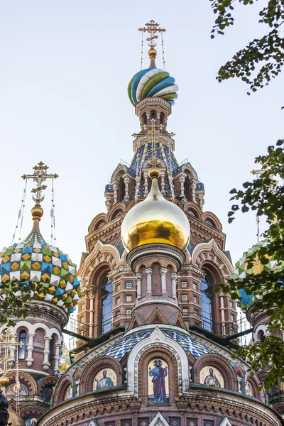 ST. PETERSBURG, RUSSIA, on August 21, 2016. Fragment of Church of the Savior on Blood, one of city symbols — Stock Photo, Image